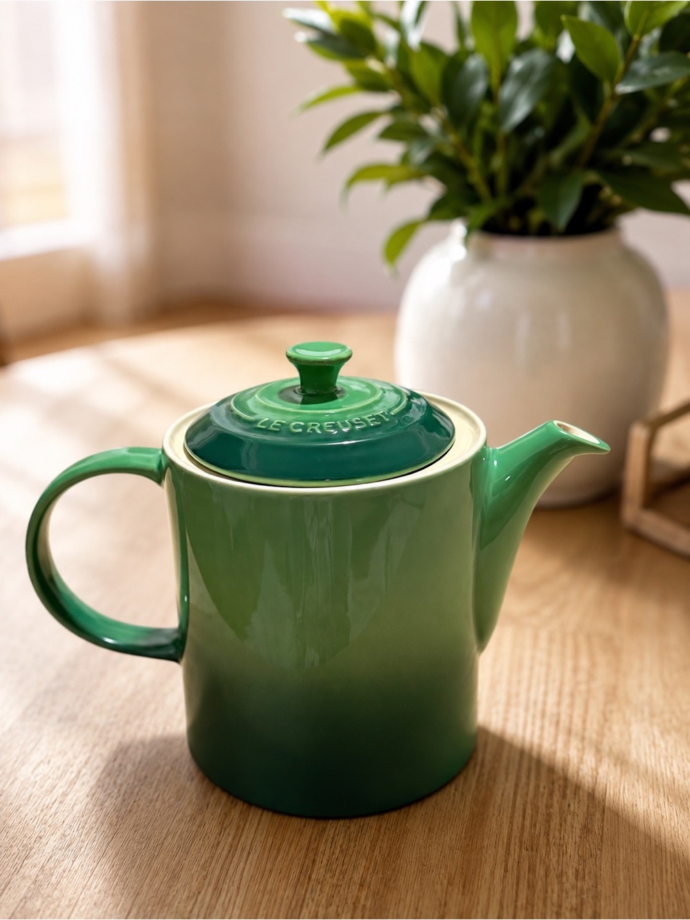 Le Creuset 1.3L Grand Teapot, Bamboo Green